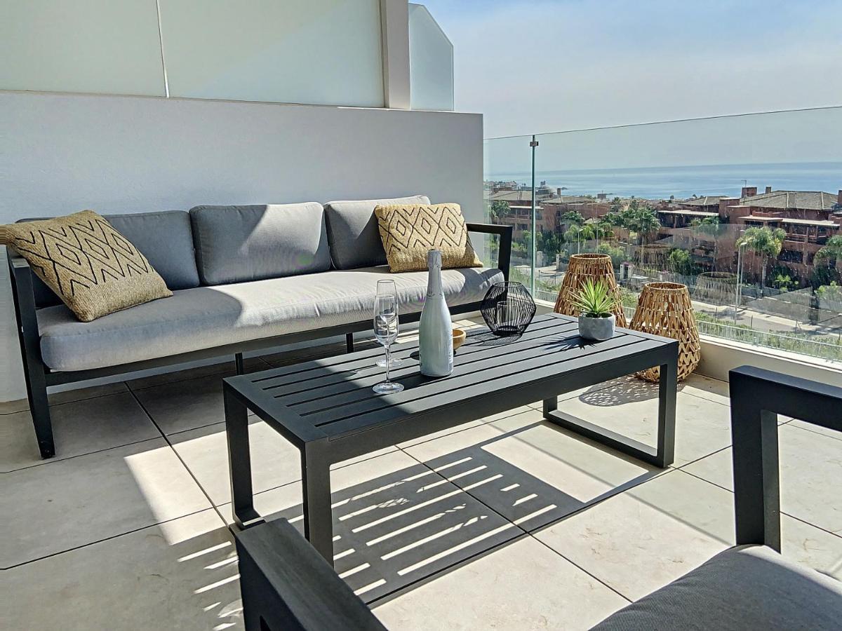 Via Celere 2330 Sea View Apartment Casares Kültér fotó
