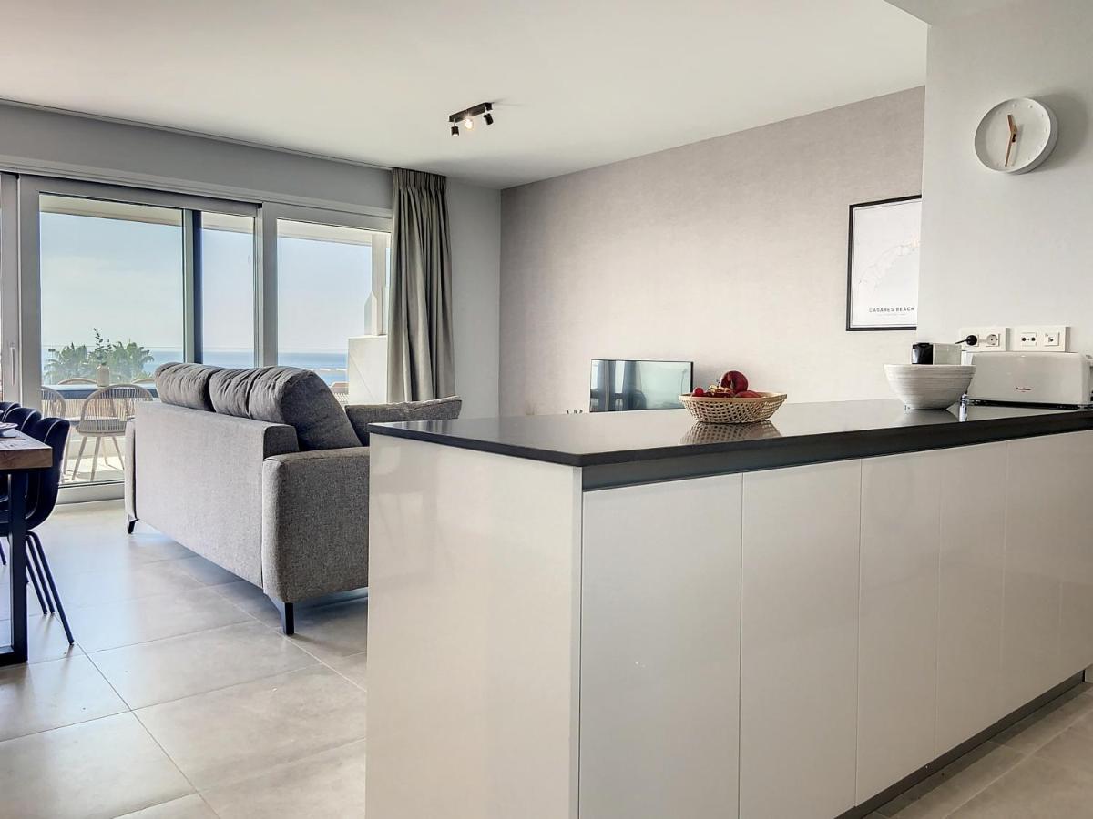 Via Celere 2330 Sea View Apartment Casares Kültér fotó