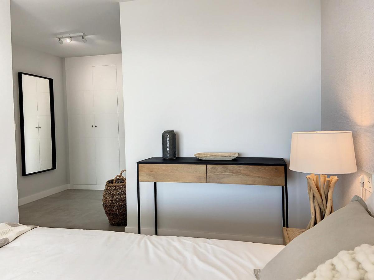 Via Celere 2330 Sea View Apartment Casares Kültér fotó
